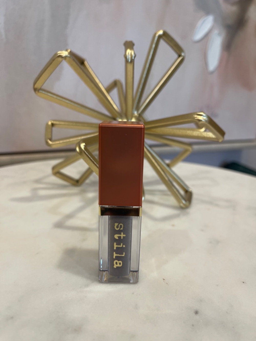 New in Box - Stila Suede Shade Liquid Eye Shadow in Sheer Pewter